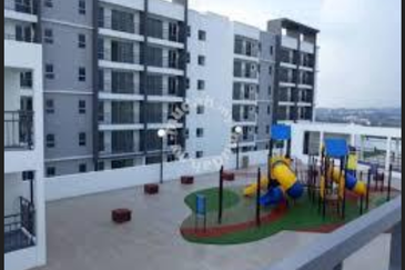 Puncak Hijauan (Hijauan Heights)