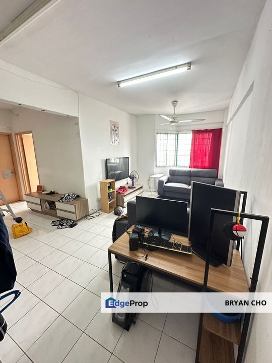 Vista Serdang Taman bukit serdang seri kembangan selangor for sale 100% Loan Low deposit below market, Selangor, Seri Kembangan