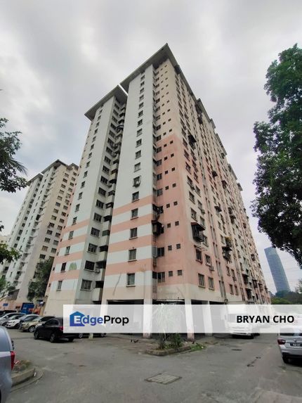 Pelangi apartment petaling jaya selangor for sale low cost 100% Loan below market low deposit, Selangor, Petaling Jaya