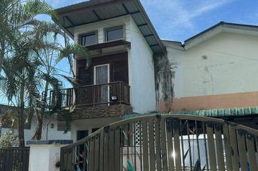 Taman Tasik Semenyih (Lake Residence)