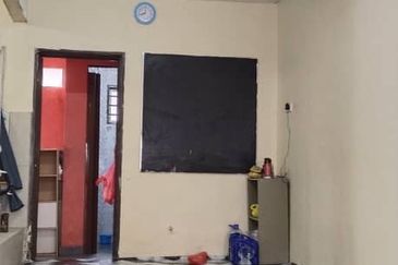 Taman Tasik Semenyih (Lake Residence)