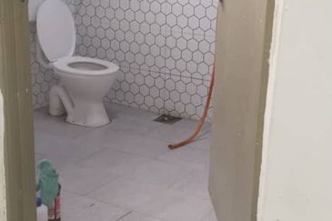 Taman Tasik Semenyih (Lake Residence)