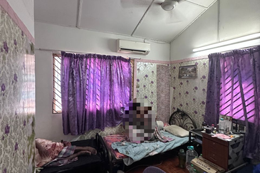 Jalan Sri Petaling 17