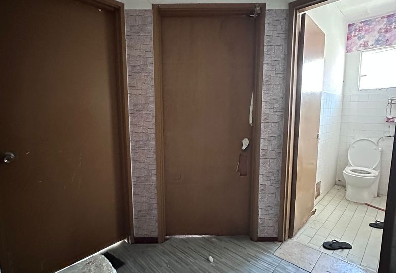 Jalan Sri Petaling 17