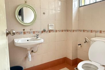 Bandar Tun Hussein Onn