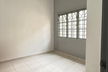 Bandar Tun Hussein Onn