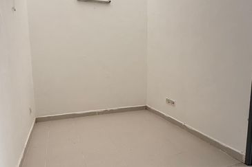 Bandar Tun Hussein Onn