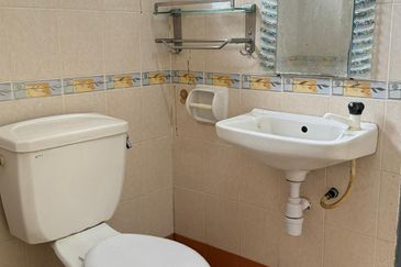 Bandar Tun Hussein Onn