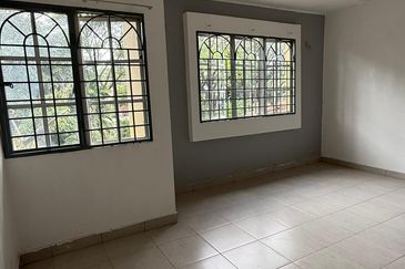 Bandar Tun Hussein Onn