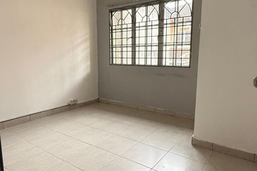 Bandar Tun Hussein Onn