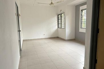 Bandar Tun Hussein Onn