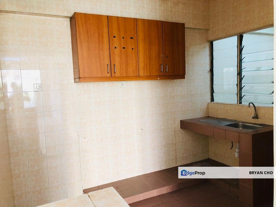 Desaria Villa Puchong south selangor for sale 100% Loan below market low deposit, Selangor, Puchong South