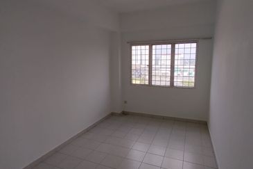 Pangsapuri Seri Siantan