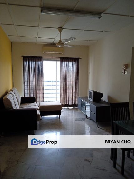 Akasia Apartment Pusat bandar puchong puchong selangor for sale Full Loan Low Depo 818 sf Puchong Selangor, Selangor, Puchong