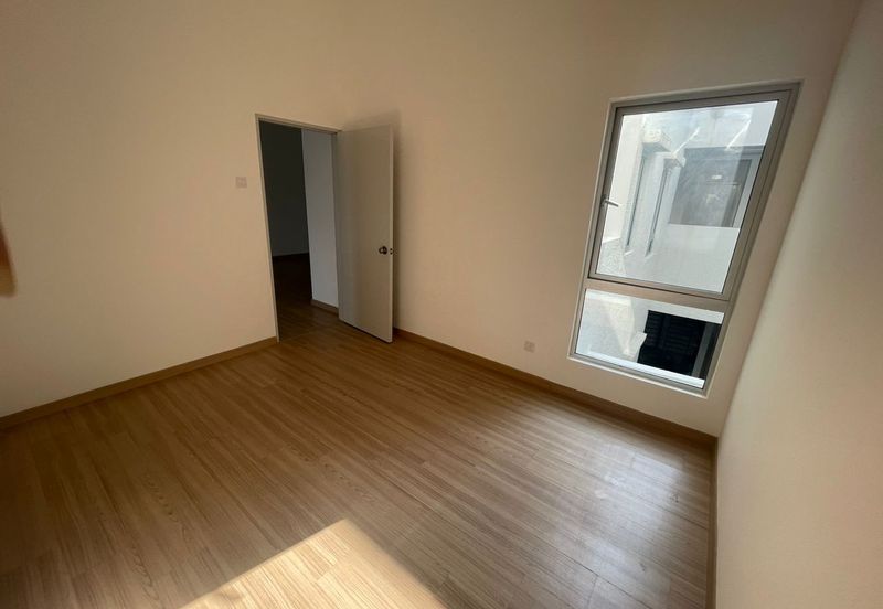 Residensi Anggerik Wira