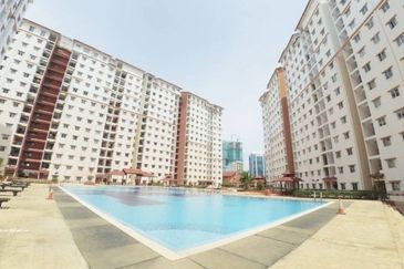 Bayu Puteri Apartment