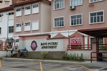 Bayu Puteri Apartment