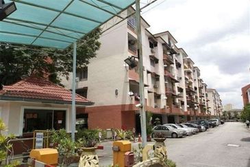 La Villas Condominium