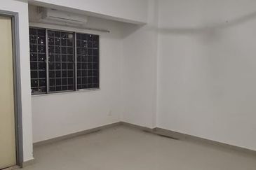 La Villas Condominium