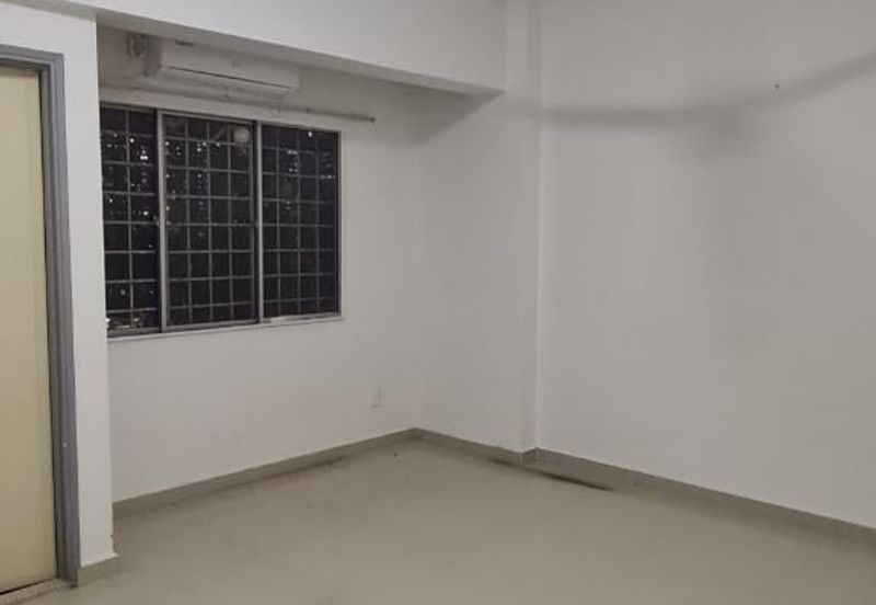 La Villas Condominium