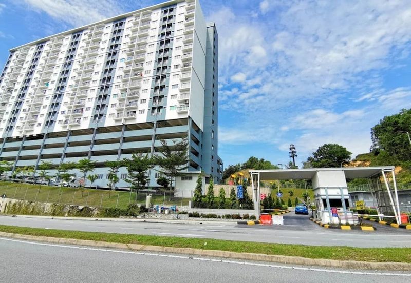 Pangsapuri Puncak Saujana