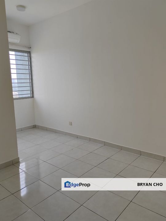 Pangsapuri Puncak Saujana, Kajang, Selangor for sale Full loan Low depo 1055 sf Kajang, Selangor, Kajang