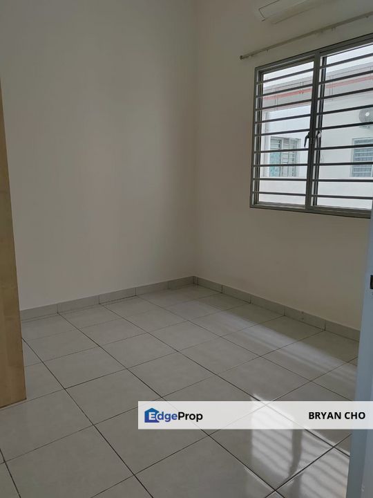 Pangsapuri Puncak Saujana, Kajang, Selangor for sale Full loan Low depo 1055 sf Kajang, Selangor, Kajang
