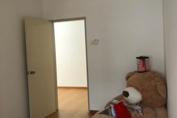 Albury 2, Taman Tasik Senangin