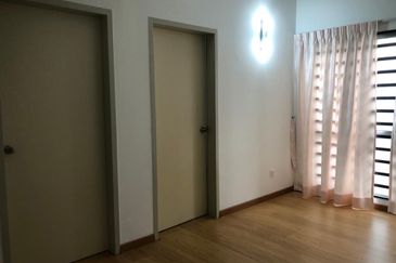 Albury 2, Taman Tasik Senangin