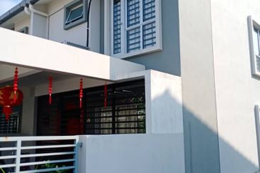 Albury 2, Taman Tasik Senangin