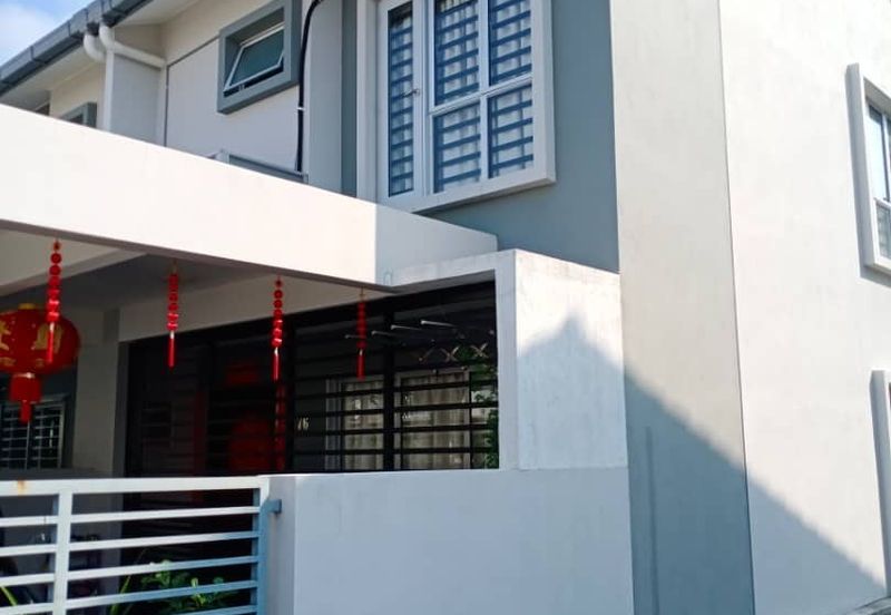 Albury 2, Taman Tasik Senangin