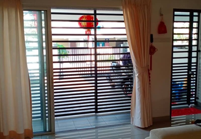 Albury 2, Taman Tasik Senangin