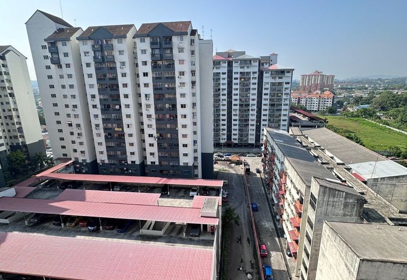 Sri Ria Apartments