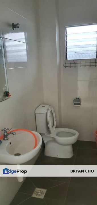 Bandar Puchong Jaya Puchong selangor for sale 2 Storey 22 x 70 Freehold Facing School Bandar Puchong Jaya, Selangor, Puchong