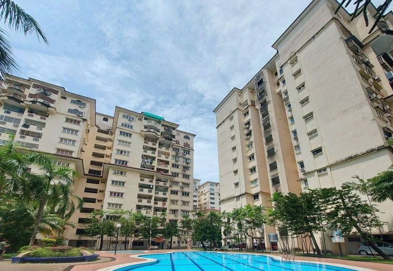 Pandan Mewah Heights Condominium