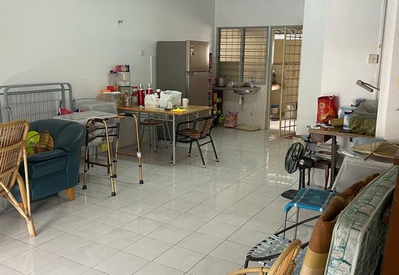 Taman Pinggiran Putra