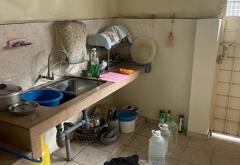 Taman Pinggiran Putra