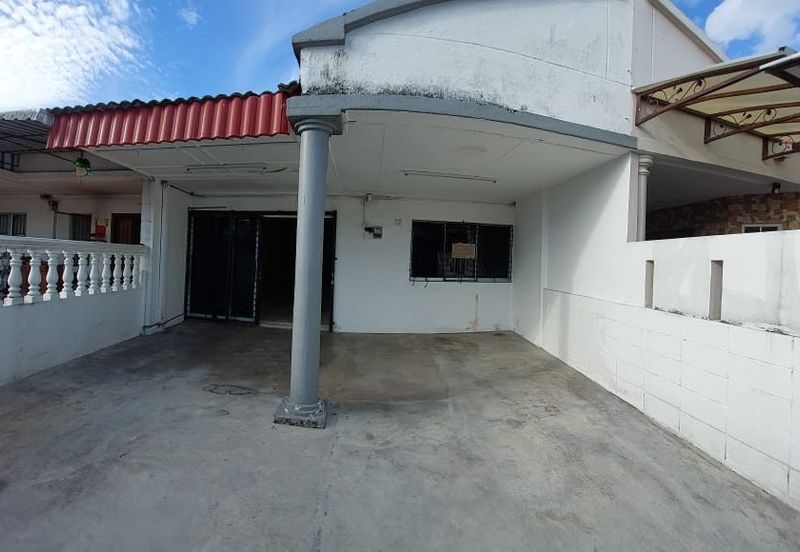 Taman Kinrara Seksyen 1