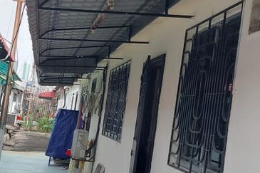 Taman Kinrara Seksyen 1