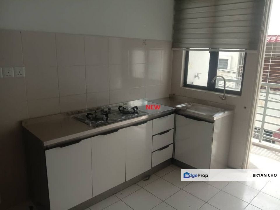 Villa kesuma bandar tasik kesuma semenyih selangor for sale 100% Loan upper unit, Selangor, Semenyih