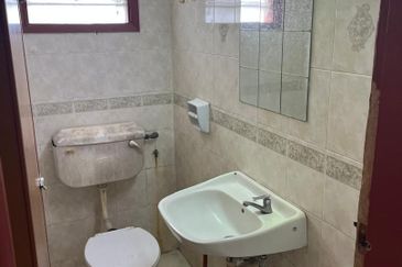 Subang Perdana Goodyear Court 10