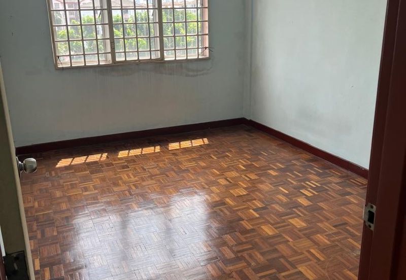 Subang Perdana Goodyear Court 10