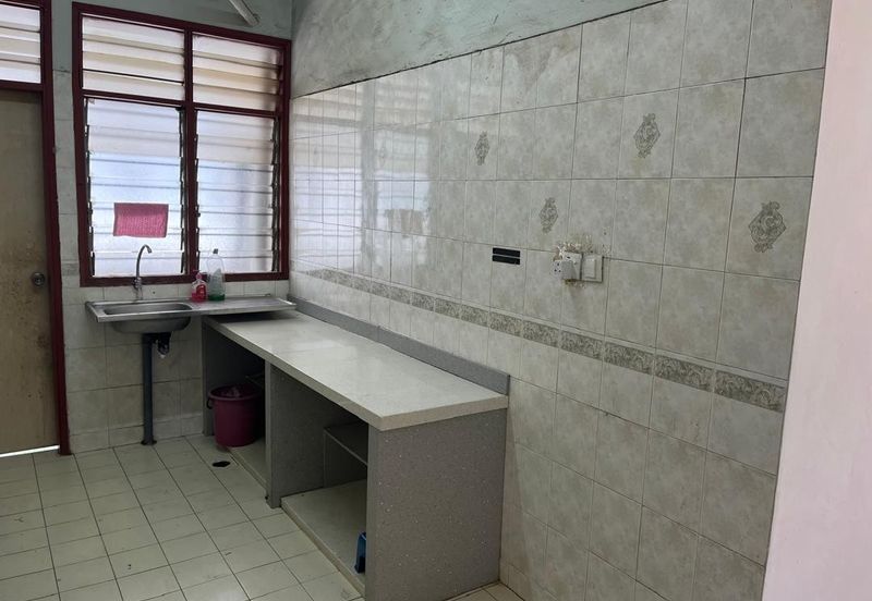 Subang Perdana Goodyear Court 10