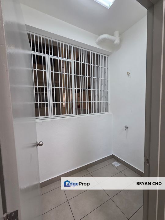 Nexus @ Kajang station kajang selangor for sale 100% Loan Below Market low deposit Tower C 870 sf, Selangor, Kajang