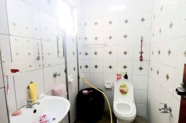 Taman Pelangi Semenyih 2