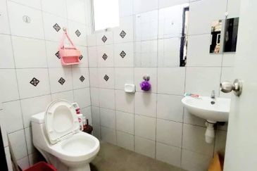 Taman Pelangi Semenyih 2