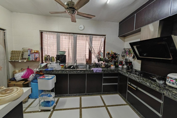 Taman Saujana Puchong