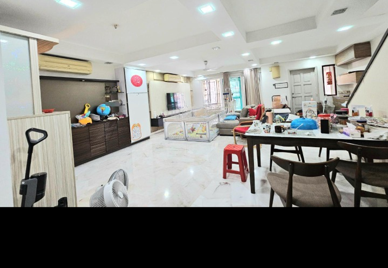 Taman Saujana Puchong