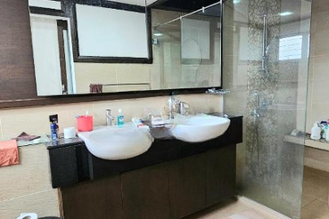 Taman Saujana Puchong