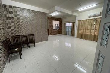 Taman Tasik Semenyih (Lake Residence)